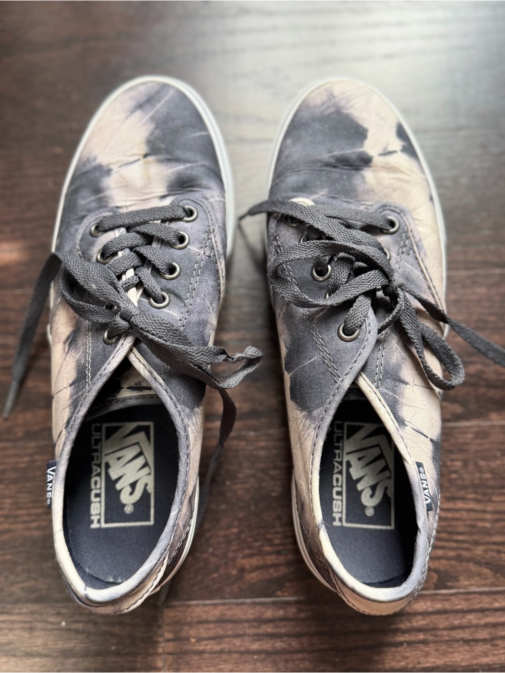 Vans Women’s Gray Tie-Dye Canvas Sneakers